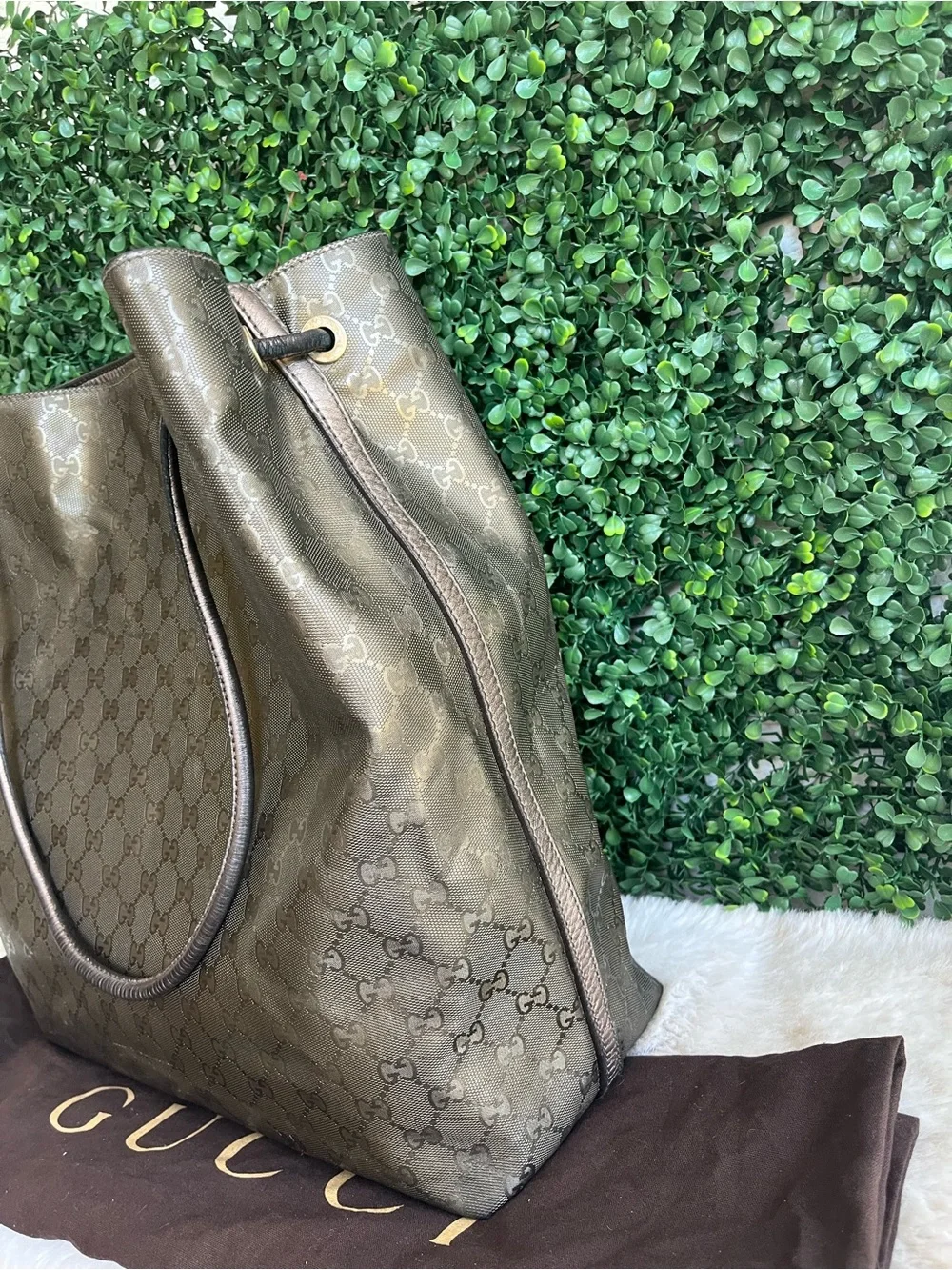 Gucci preowned minor